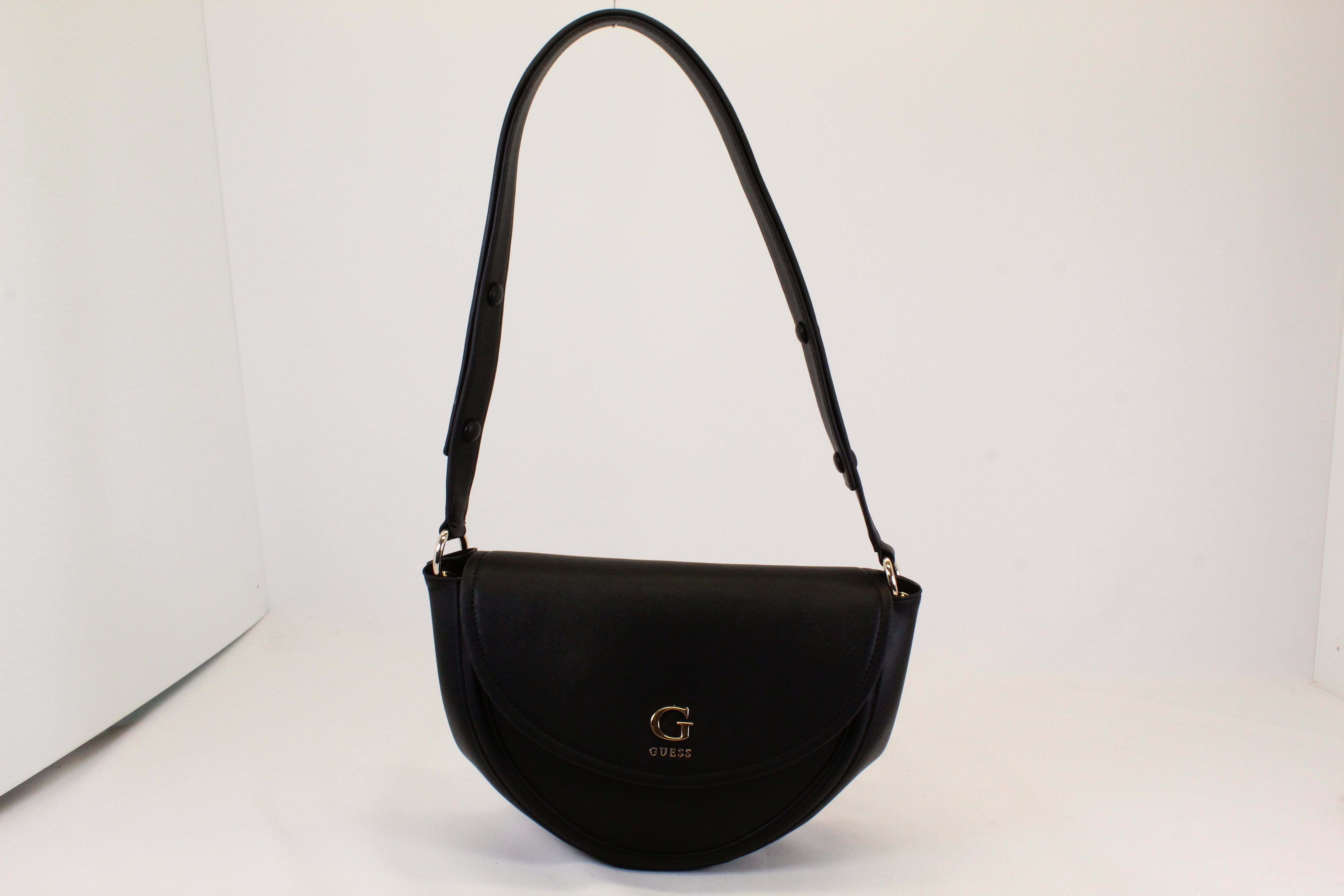 GUESS BG973921 - NOIR - B260.395