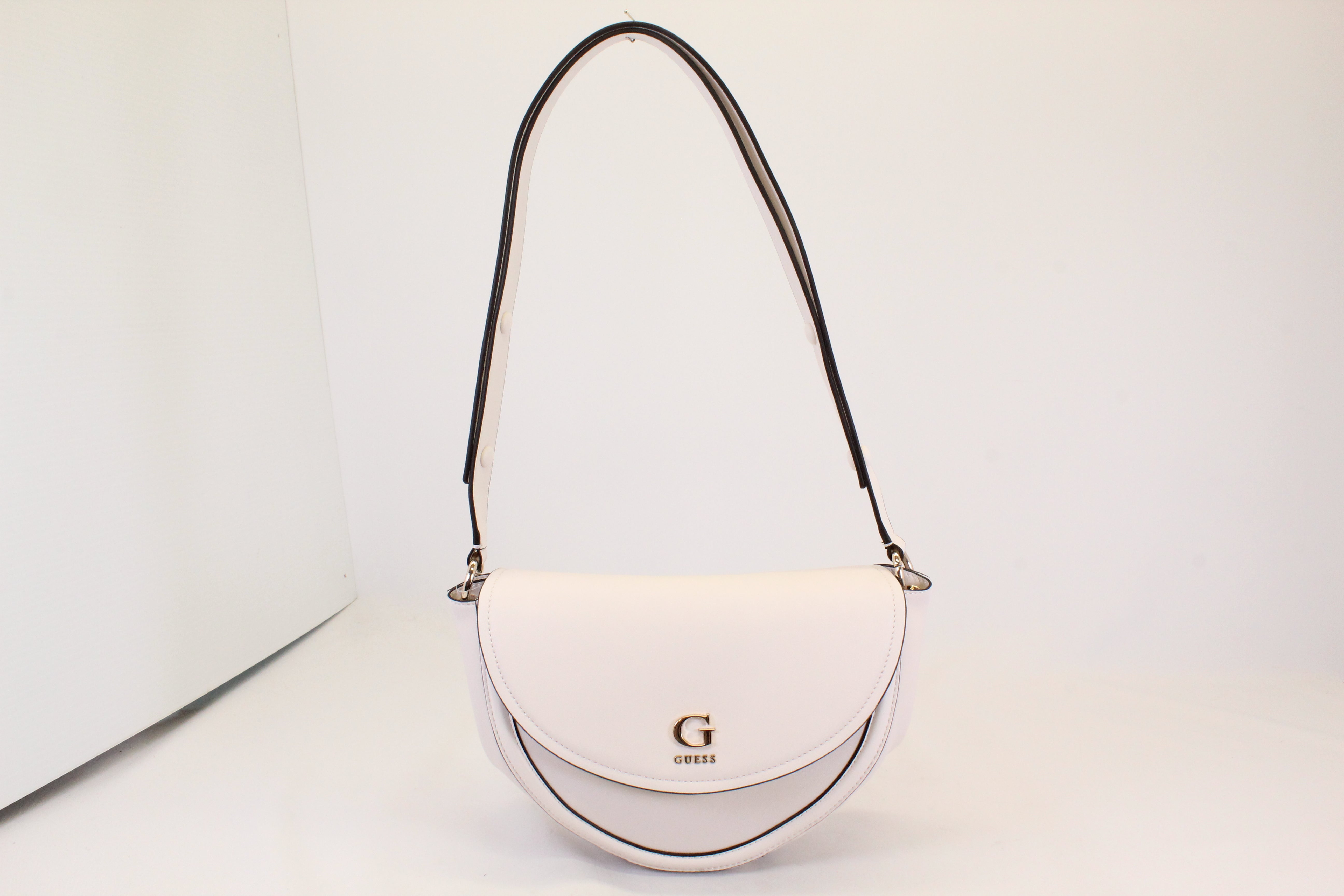 GUESS BG973921 - OFF WHITE - B260.397