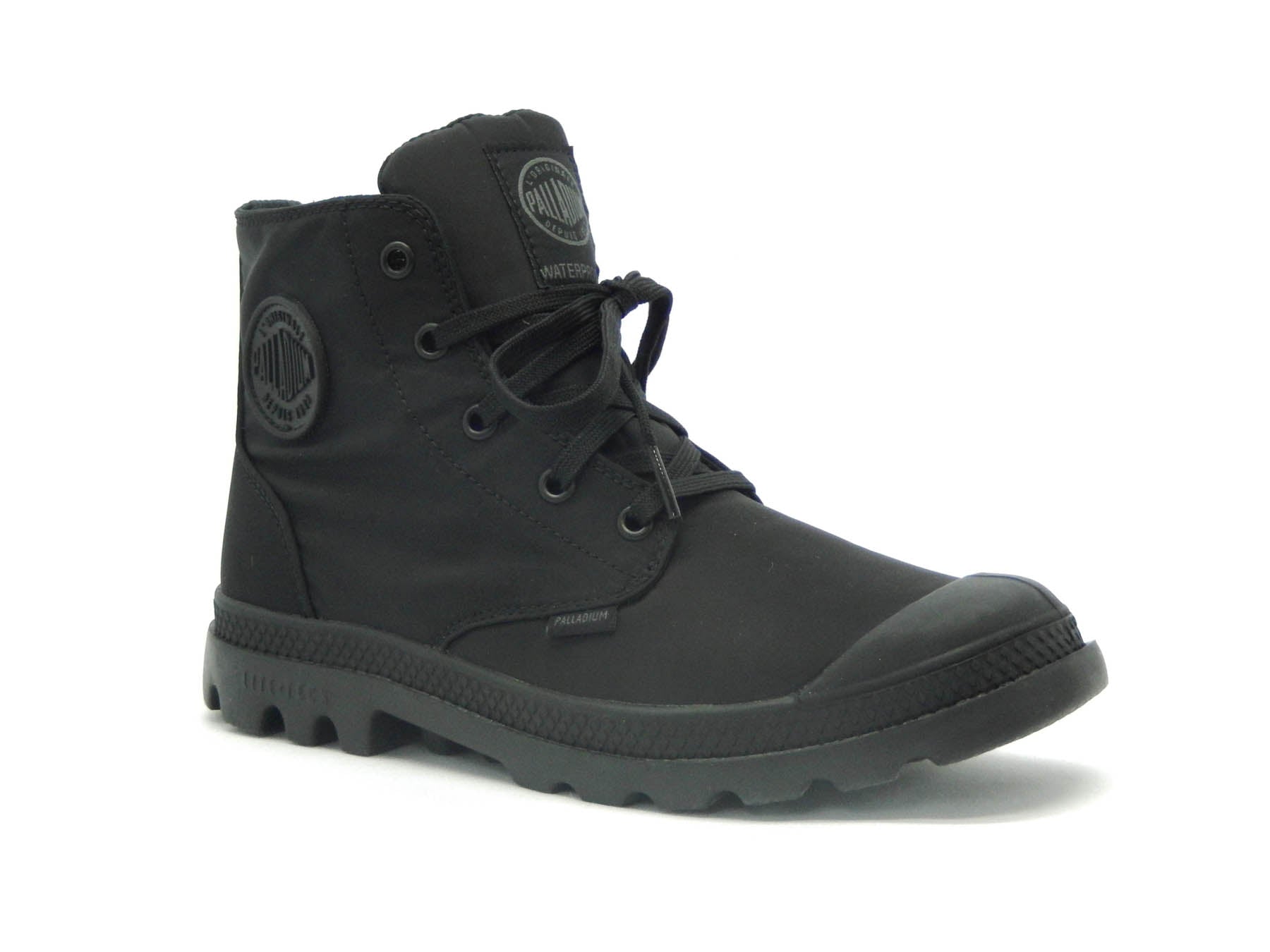 PALLADIUM PAMPA-NOIR - NOIR - F70.18000