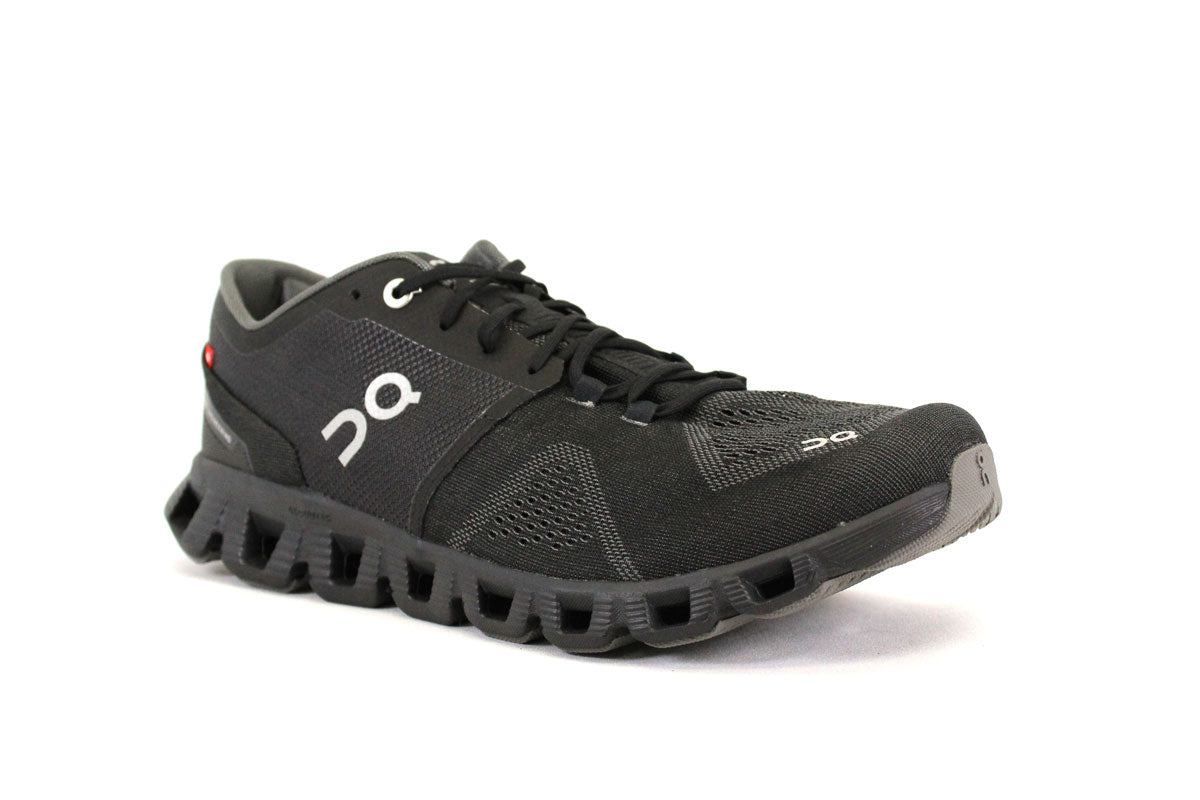 ON CLOUD X - NOIR - H50.20509